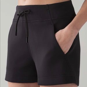 Lululemon In-Form Shorts 3.5”